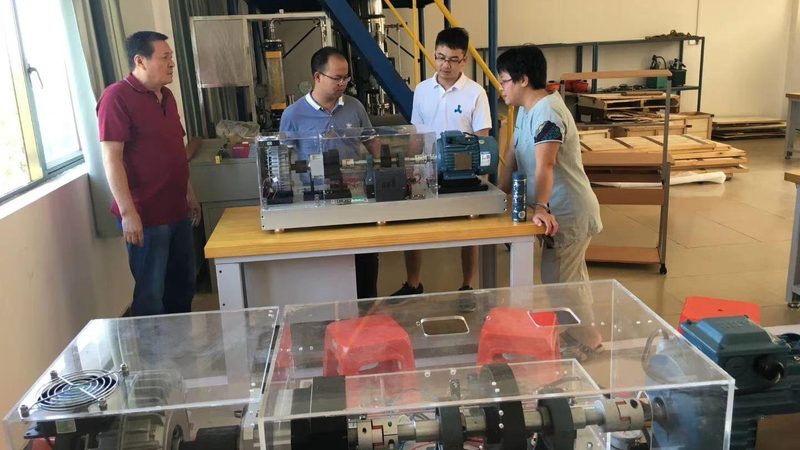 内置旁路软启动器：电机启动的“智慧守护者